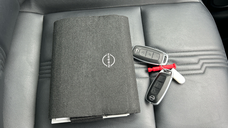 Nissan Juke 1.0 DiG-T 114 Tekna 5dr DCT Petrol Hatchback